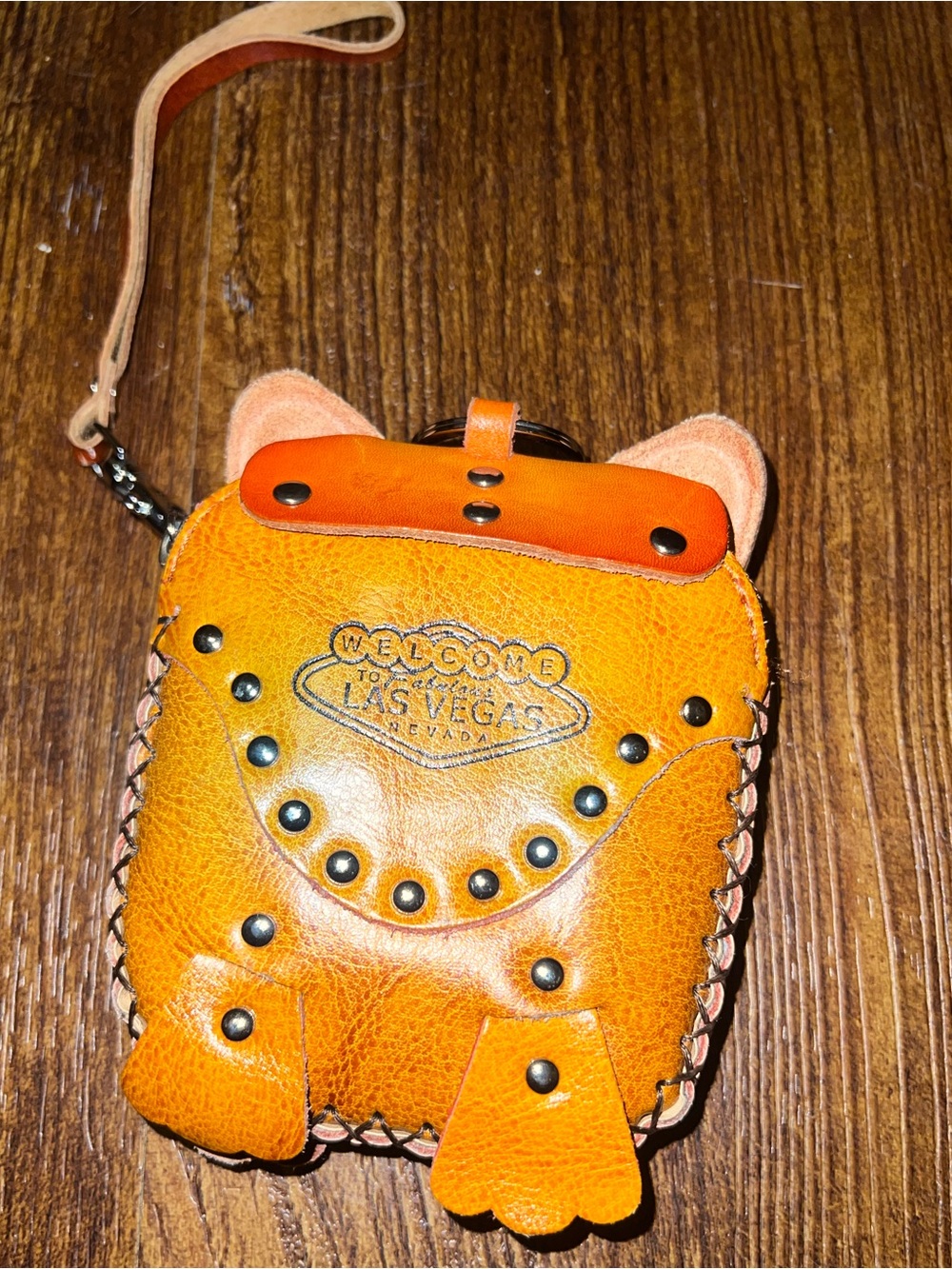 Las Vegas Orange Cat Leather Playful Wristlet Keychain Coin Purse - Picture 2 of 5
